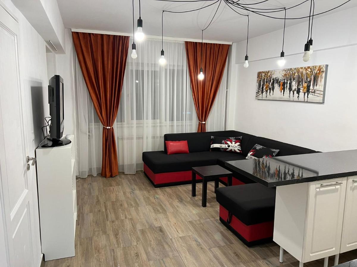 First Studio بوخارست المظهر الخارجي الصورة